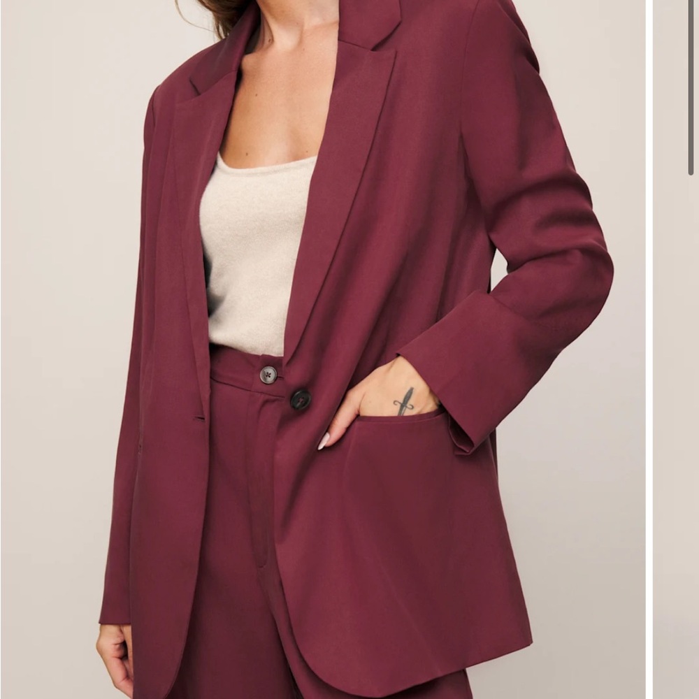 Reformation Classic Relaxed Blazer in Chianti burgundy